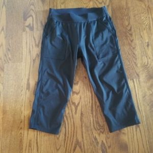Derek Lam Ioc Athleta Capri Yoga Pants